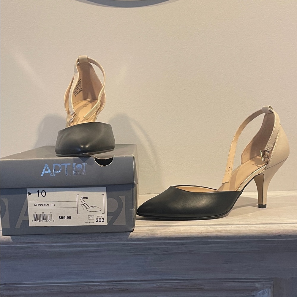 Apt. 9 Two-Tone Black and Cream Heels